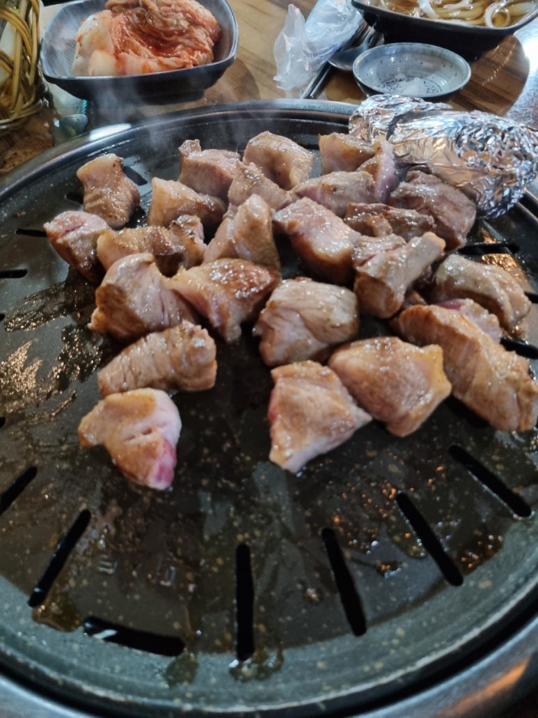 우잡고 돈잡고 이미지