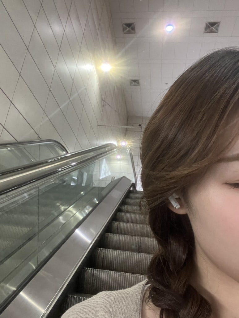 일월일일스튜디오 이미지