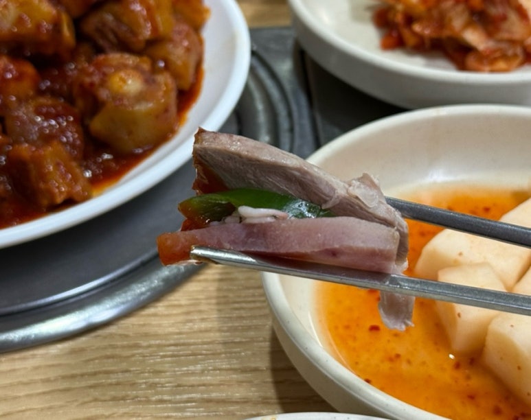 황토방뼈해장국 이미지
