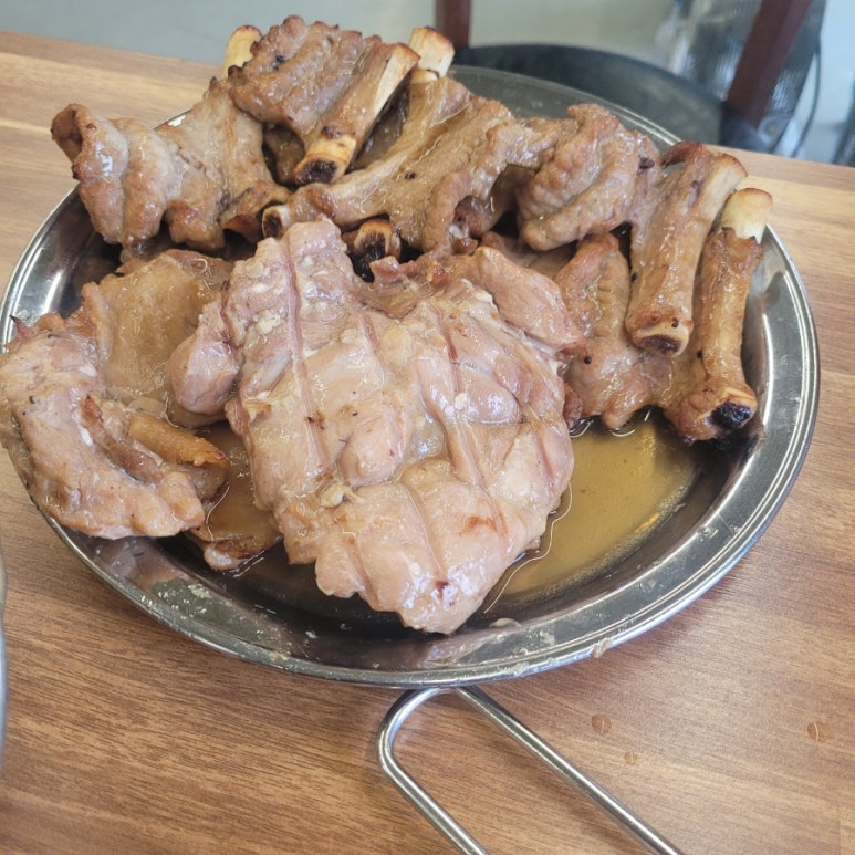 육대식쪽갈비숯불닭갈비 이미지