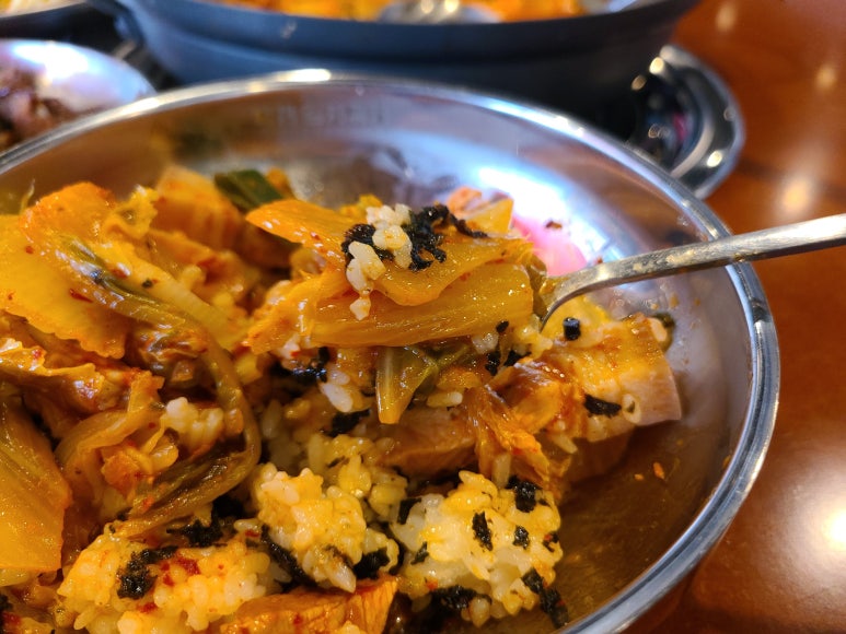 통돼지 두루치기 김치찌개 전문점 이미지