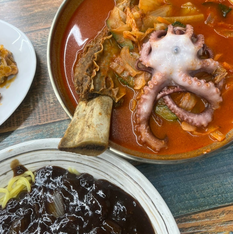 육짬 이미지