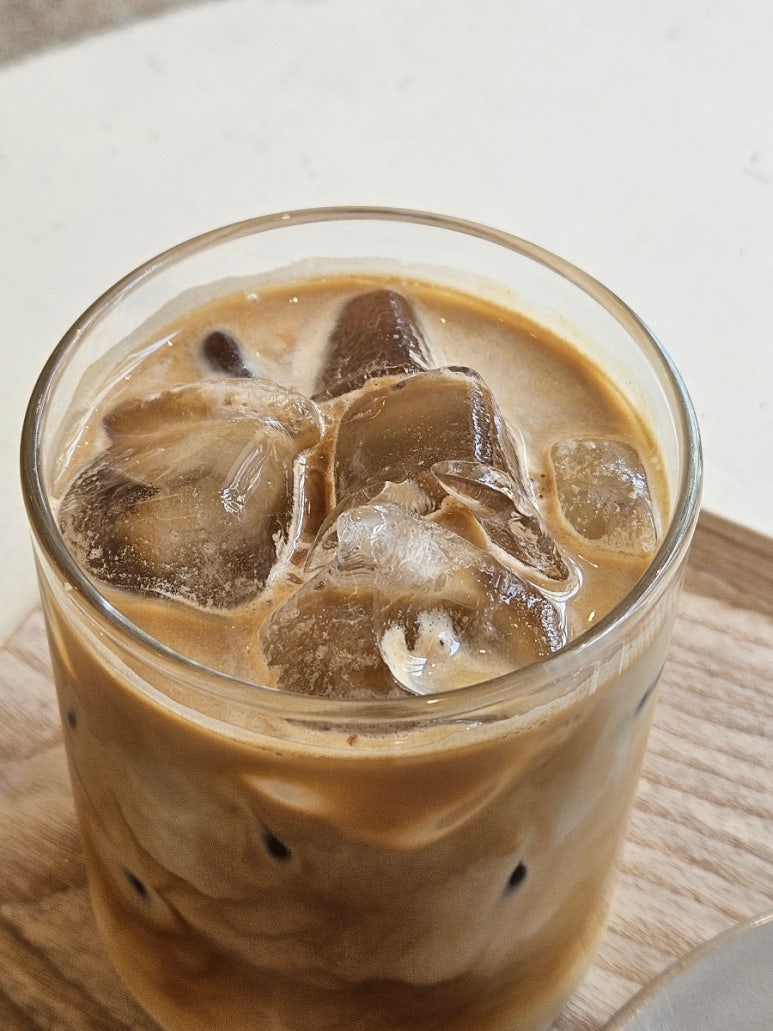 오뉴커피 ONEW COFFEE 이미지