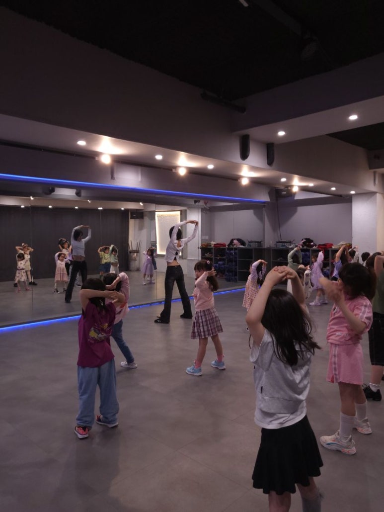이지라이프라라발레탄츠학원 이미지