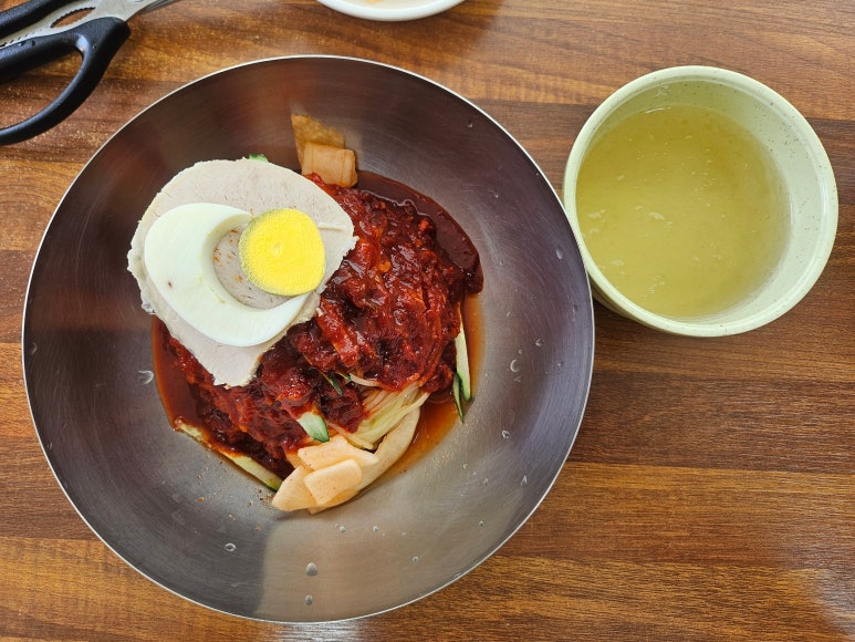 황씨네밀면 이미지