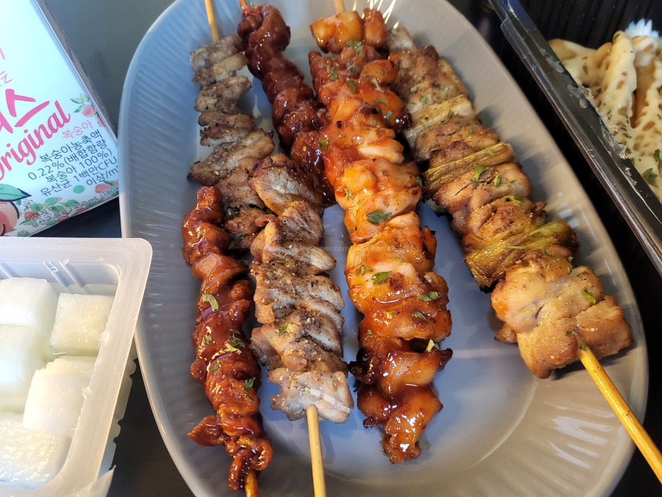 씽씽닭꼬치 이미지