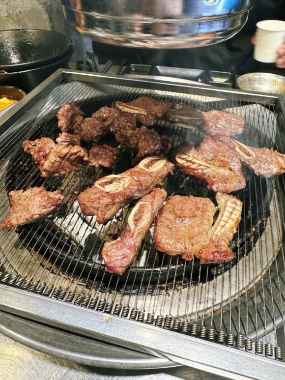 깡통고깃집 이미지