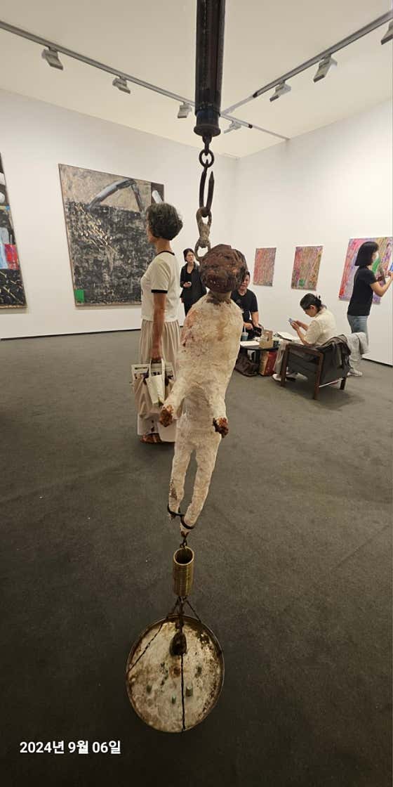 수정갤러리 이미지