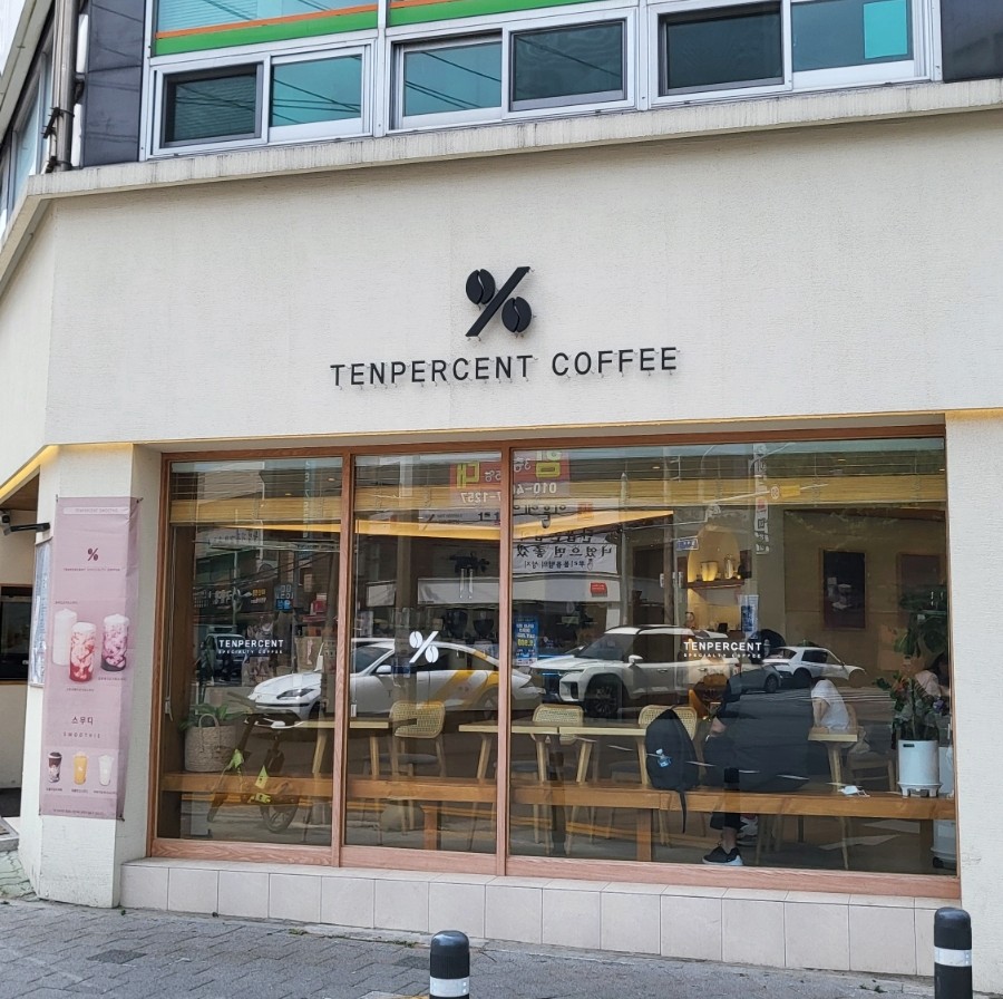 텐퍼센트커피 월배역점 이미지