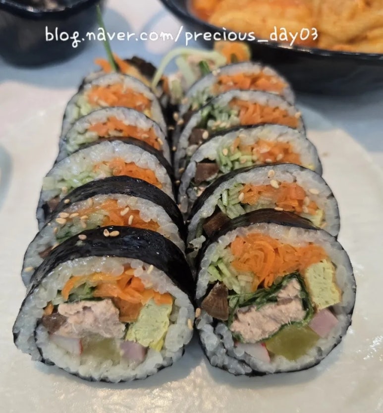 쏭김밥 이미지