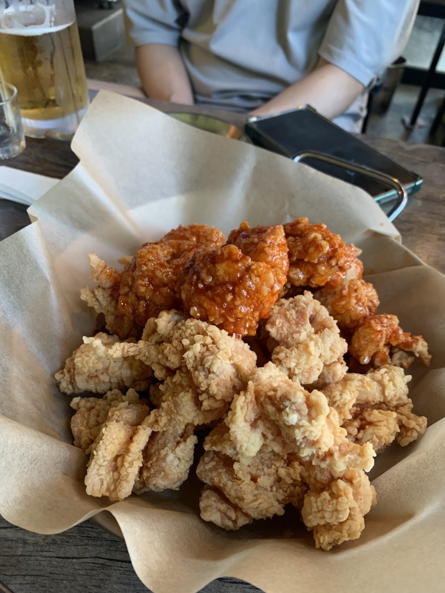 윤사부치킨 이미지