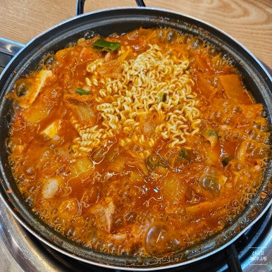 별난돼지무한리필 이미지