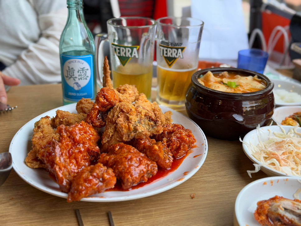 반원칼국수 이미지