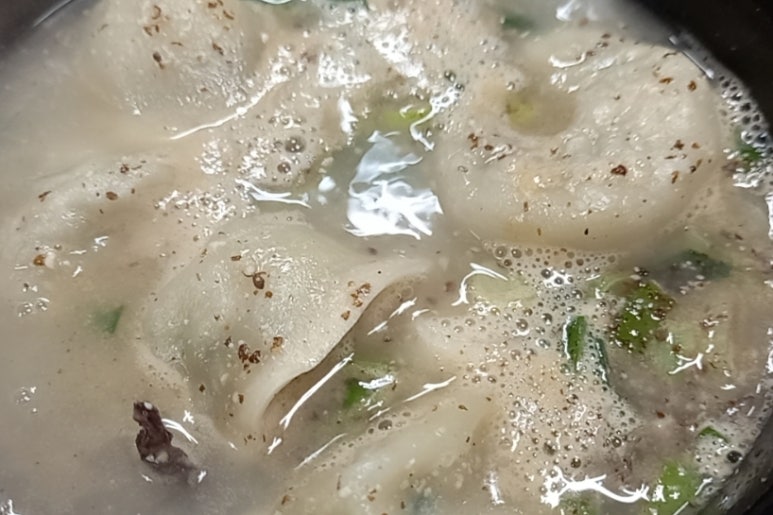 다돈왕족발 이미지