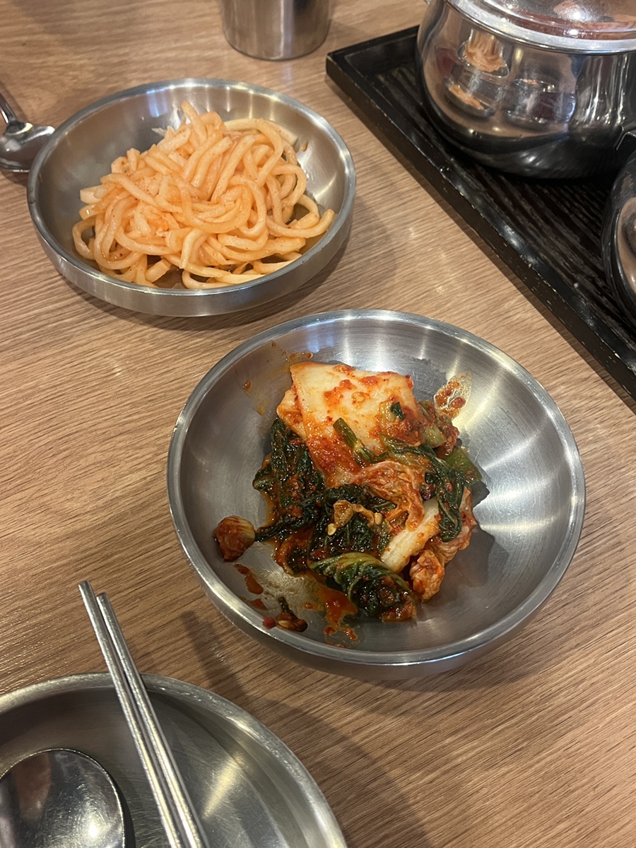 두레정얼큰한칼국수 이미지