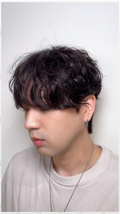 남자 미용실 이미지