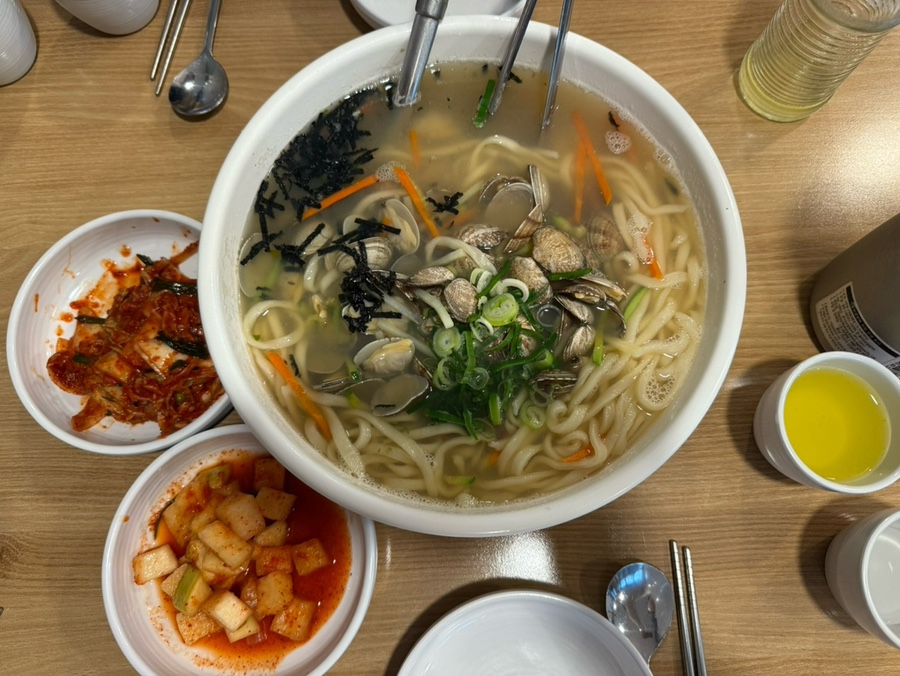 마시쭈칼국수 이미지