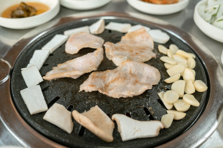 먹촌치맛살생구이 이미지