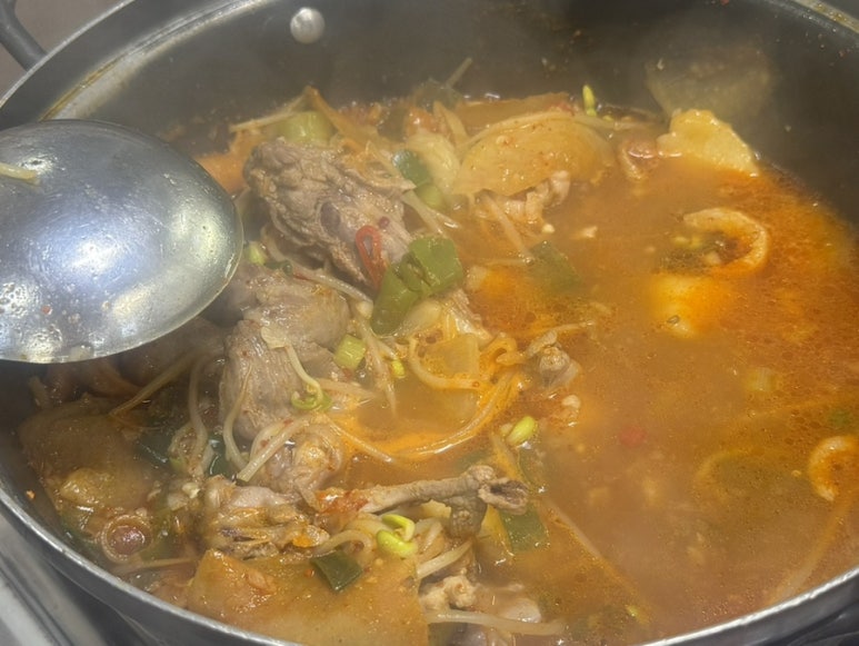 강변생오리 이미지