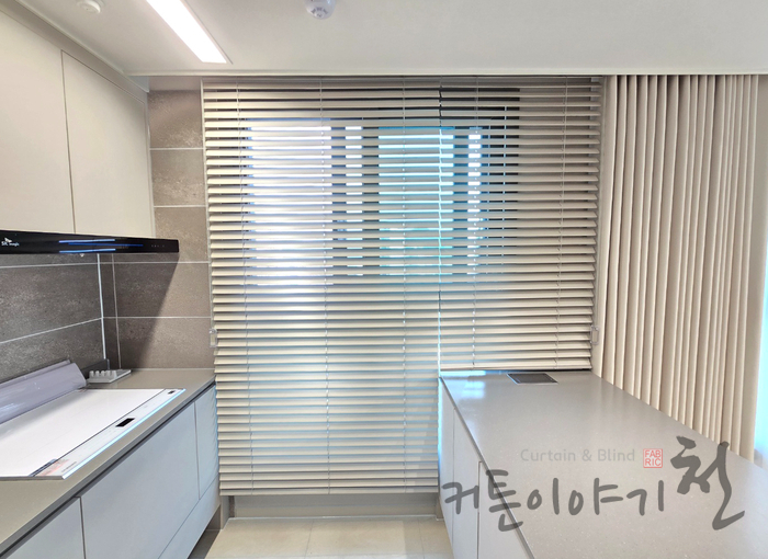커튼이야기천-세종전시장 이미지