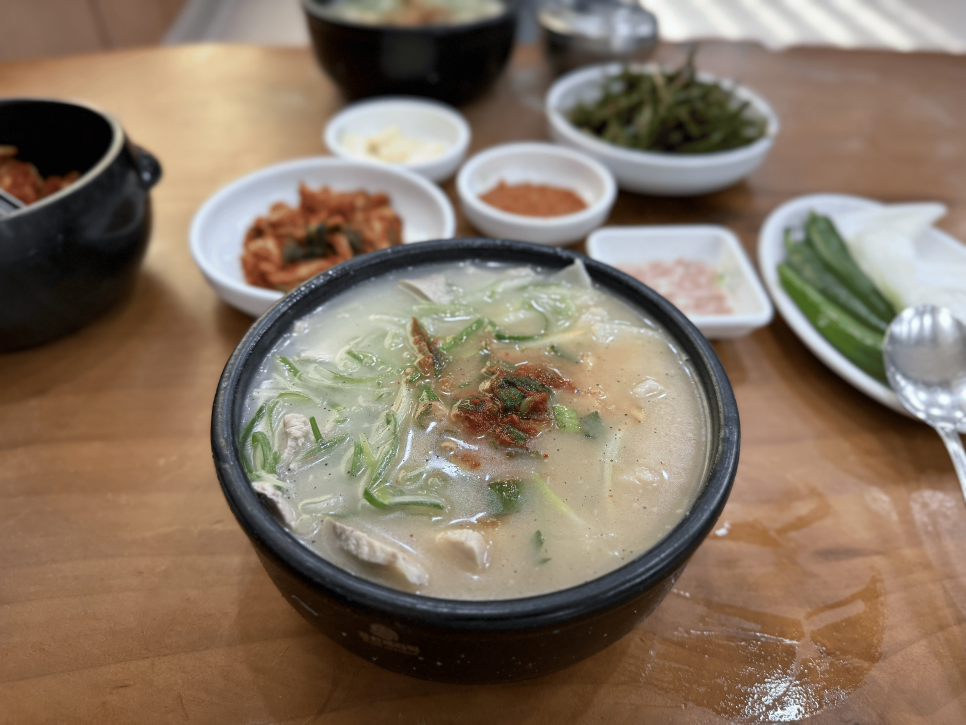 밀양돼지국밥 이미지