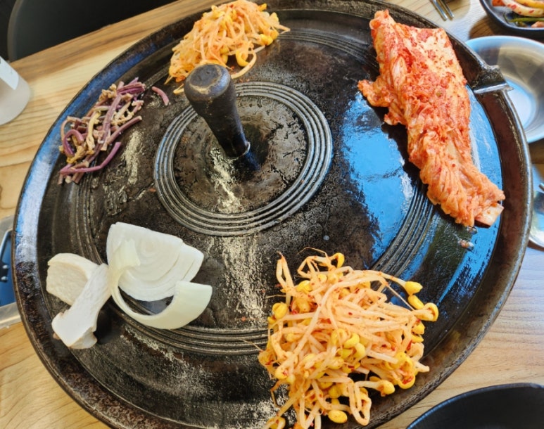 수락골솥뚜껑삼겹살 이미지