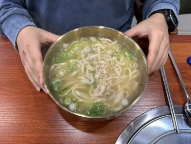 천하닭칼국수 이미지