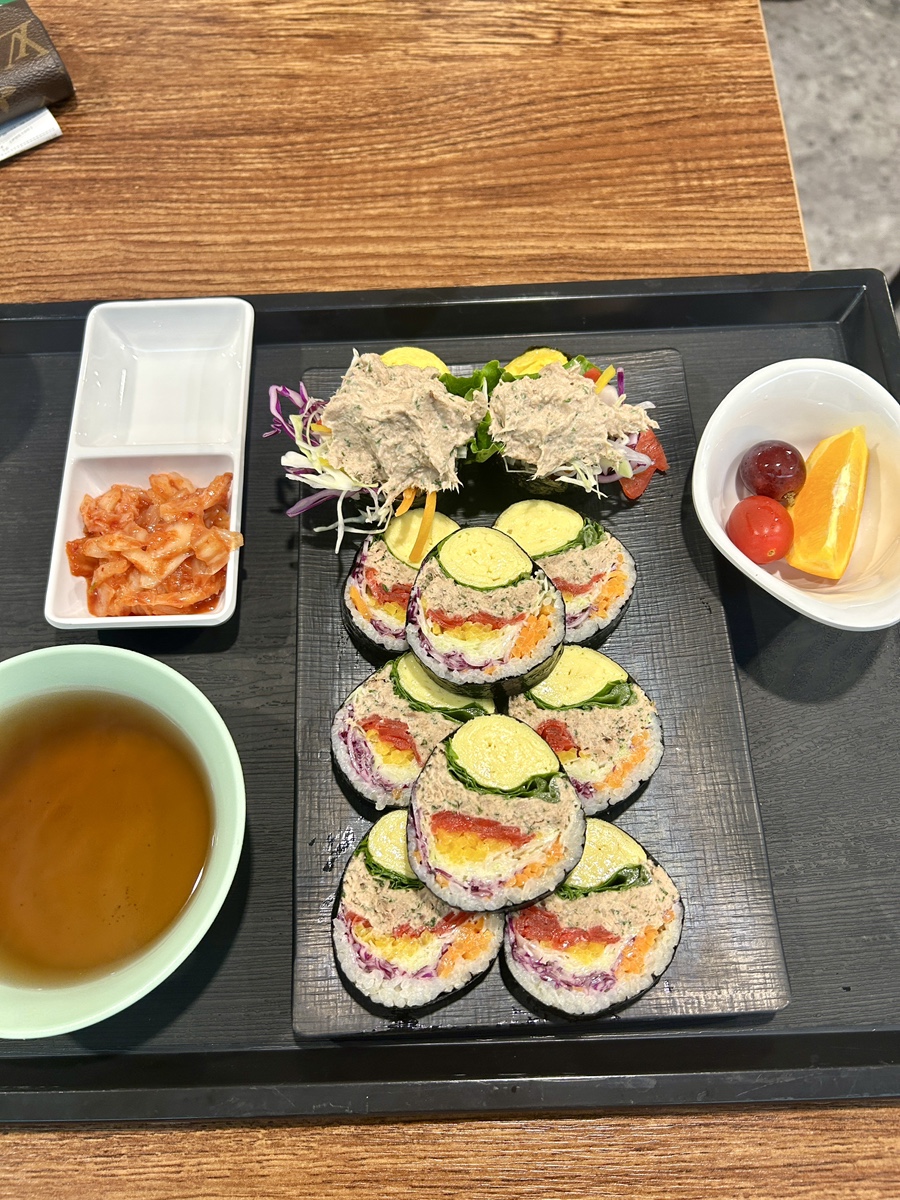 오늘의;초록김밥 이미지