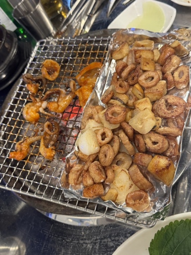 청춘 숯불꼼장어 이미지