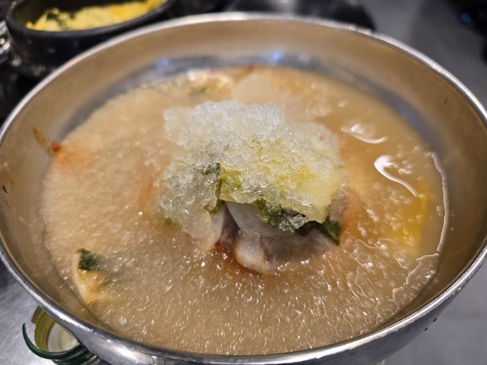 육쥽돼지 이미지