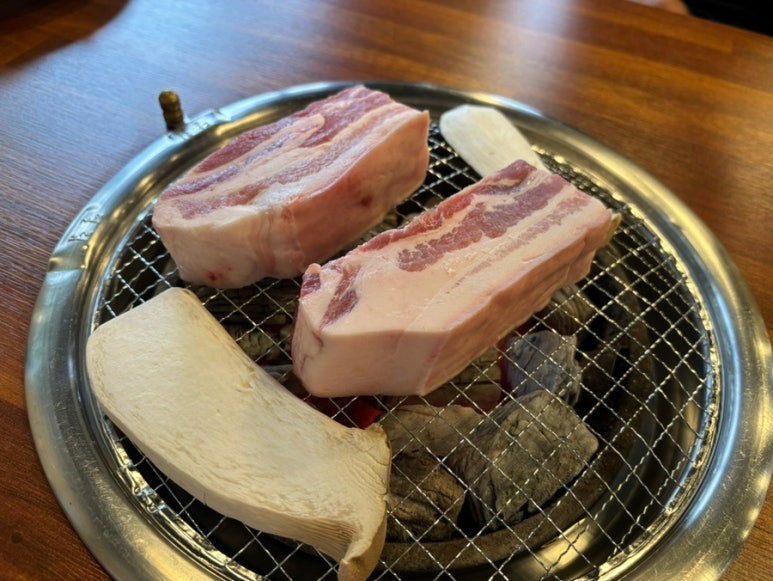 서동통돼지 이미지