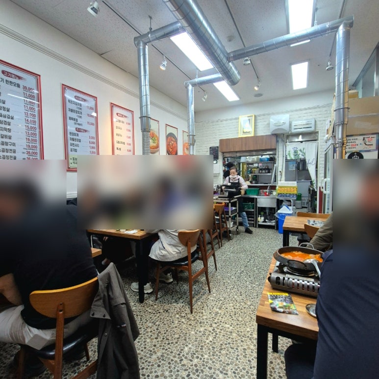 북항숯불뒷고기묵은지찜 이미지