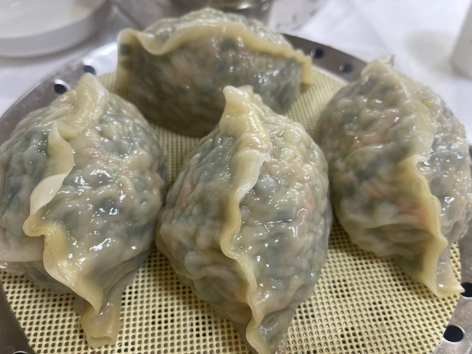 뼉다구 아지매 육칼 이미지