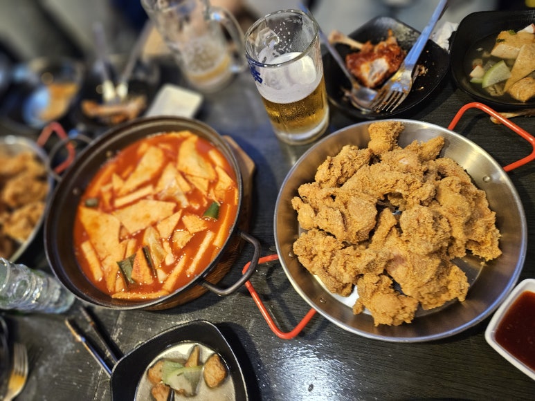 큐큐치킨 이미지