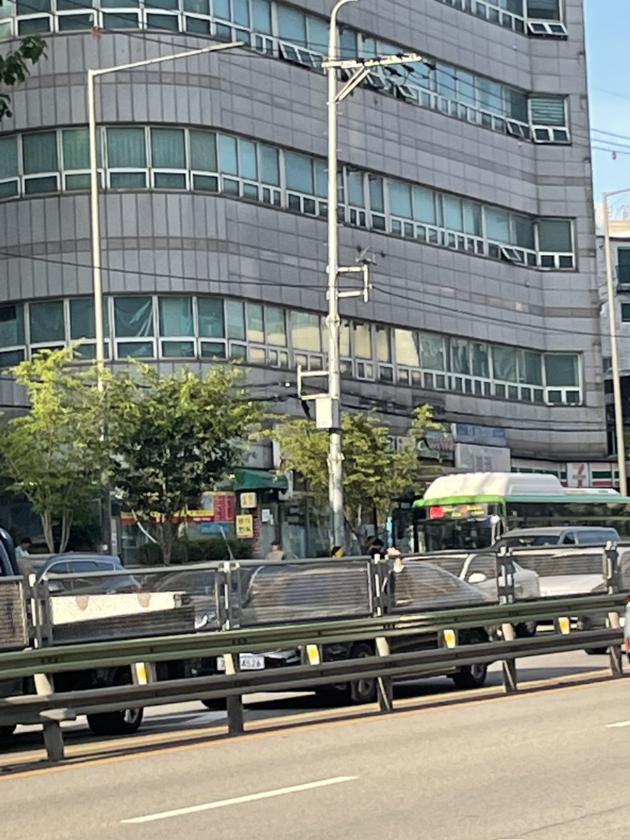 부산아지매국밥 가산디지털단지점 사진 3