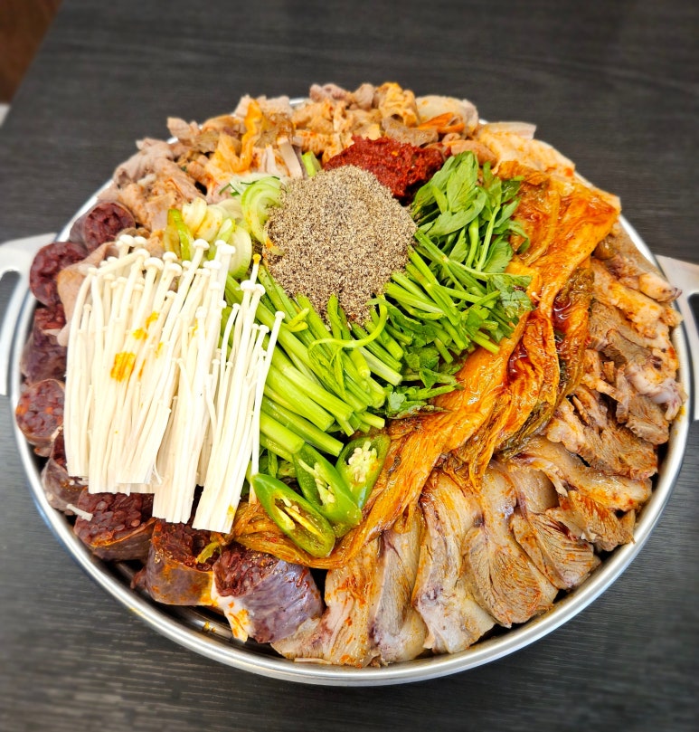 강화옥 뼈국 본점 이미지