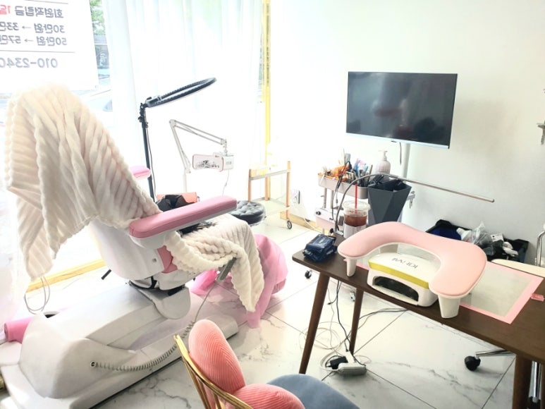 헤어엔네일샾 이미지