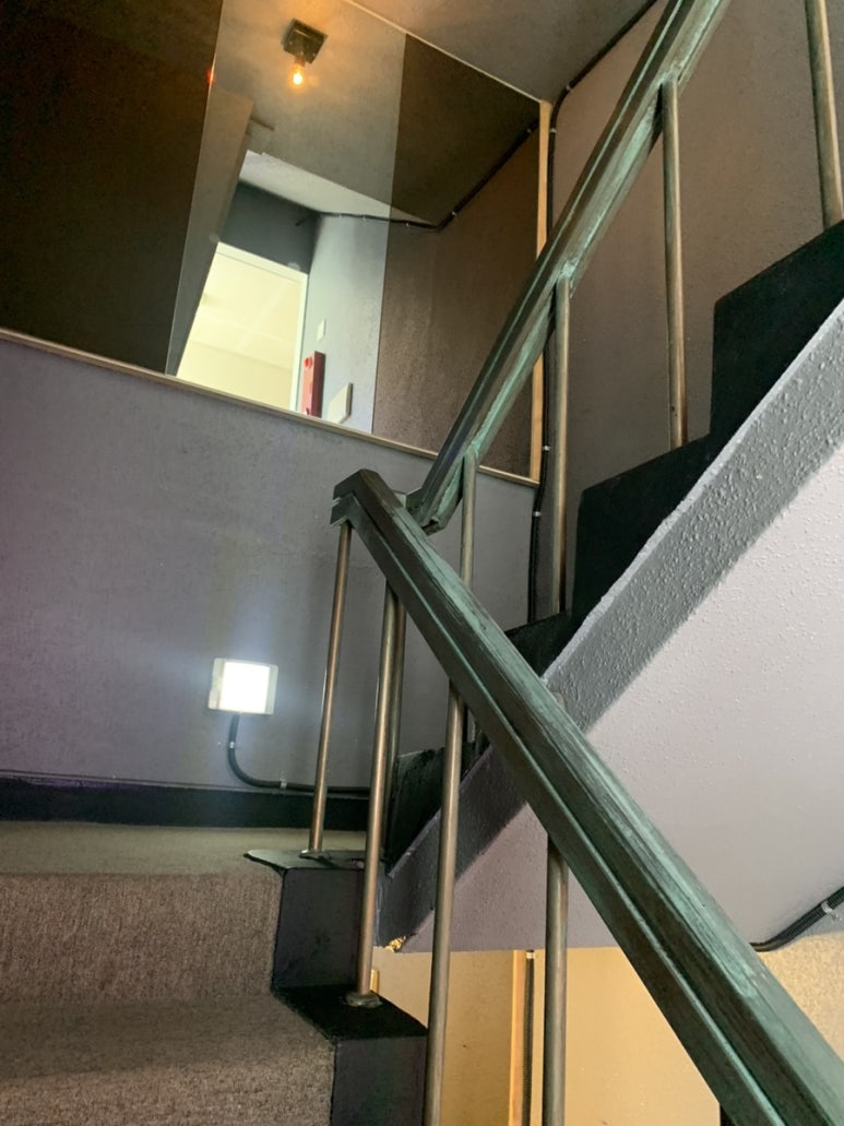 비행기모텔 이미지