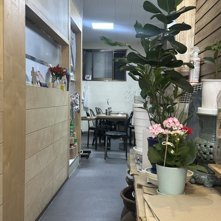 한방 명품 왕족발 이미지