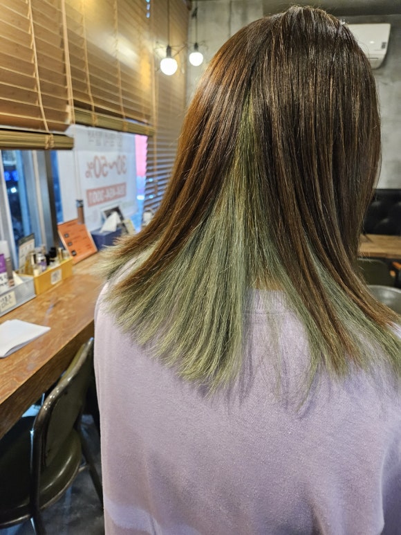 스타일리스트헤어살롱 이미지
