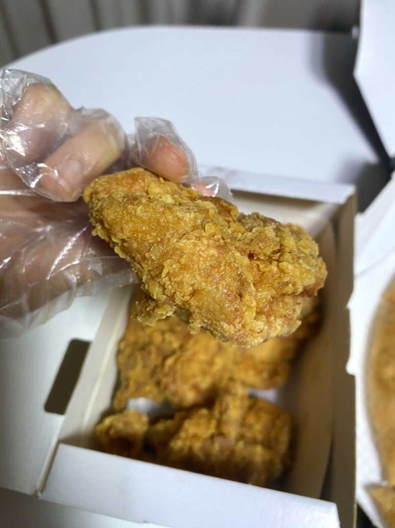 맘스터치피자앤치킨 이미지
