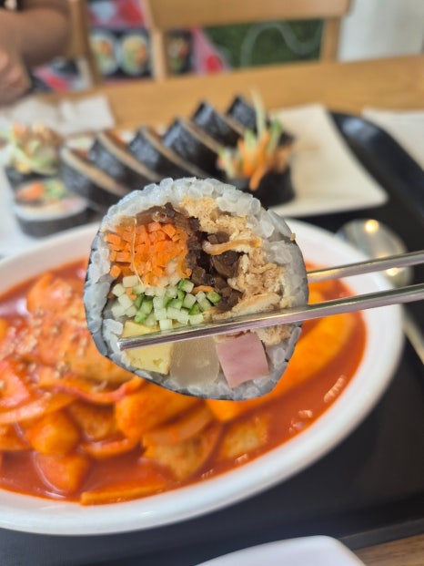 얌샘김밥용인 이미지