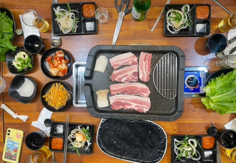 쌉돼지 이미지