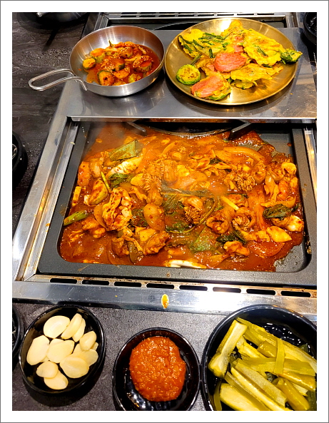 차콜그릴산꼼장어 이미지