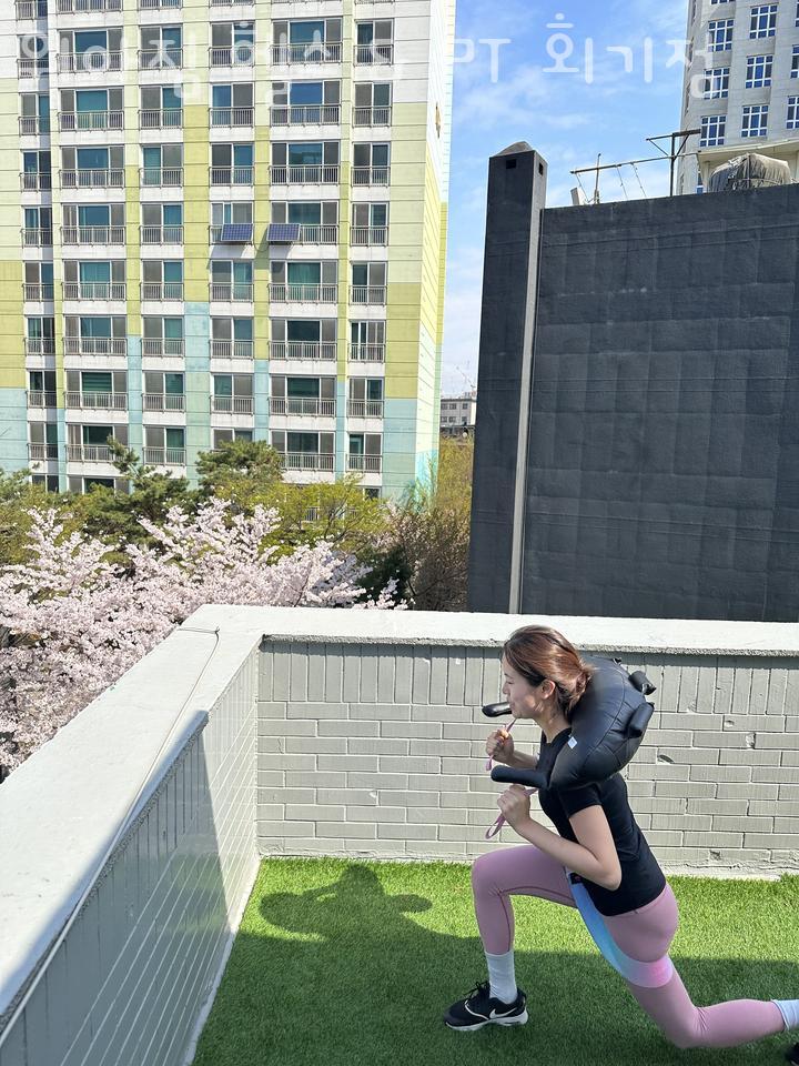 위아짐회기점 이미지
