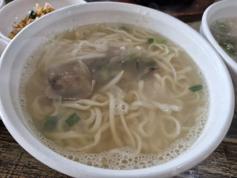 더도리칼국수 이미지