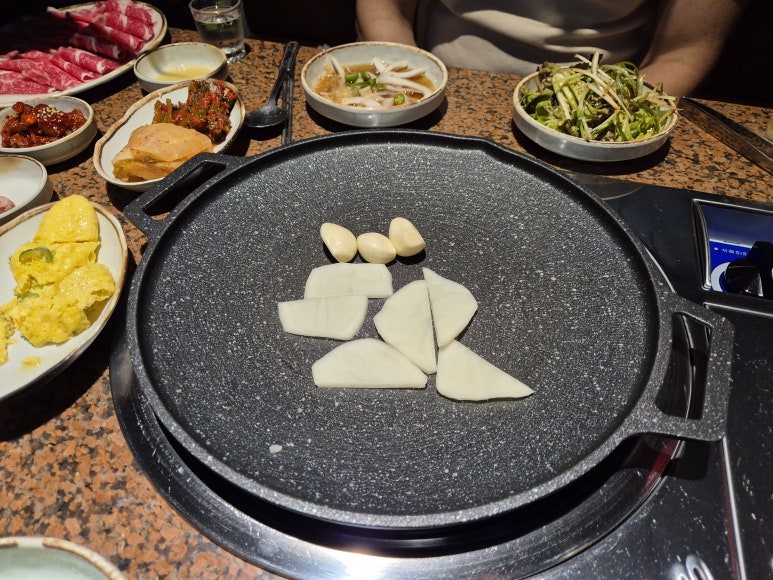 원조철마한우로스구이 이미지