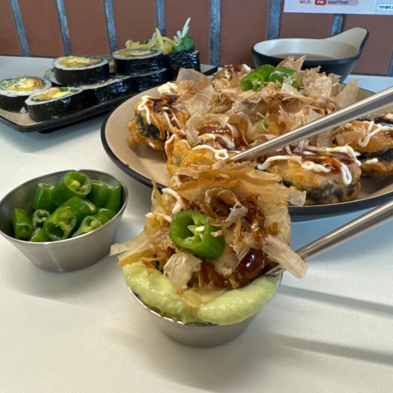 닭장수김밥 홍대점 이미지