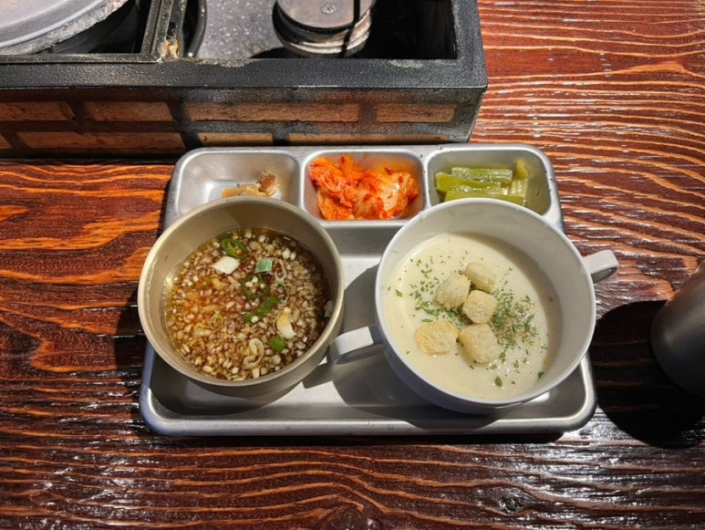 숲속옥이집 이미지
