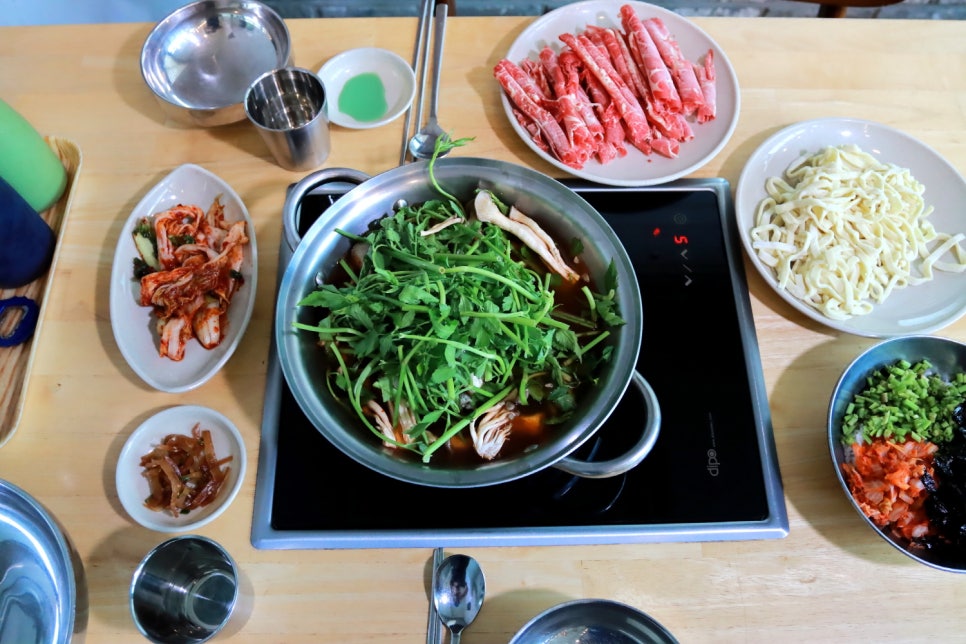 착한손샤브칼국수 이미지